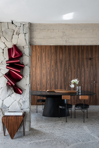 HESTIA | Escultura de Pared Contemporánea en Acero